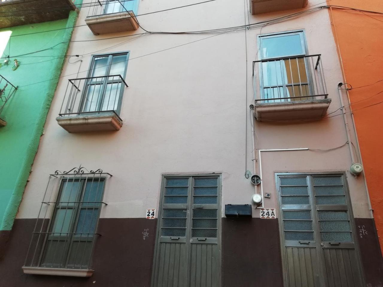 Santa Posada Suites By Lunian غواناخواتو المظهر الخارجي الصورة