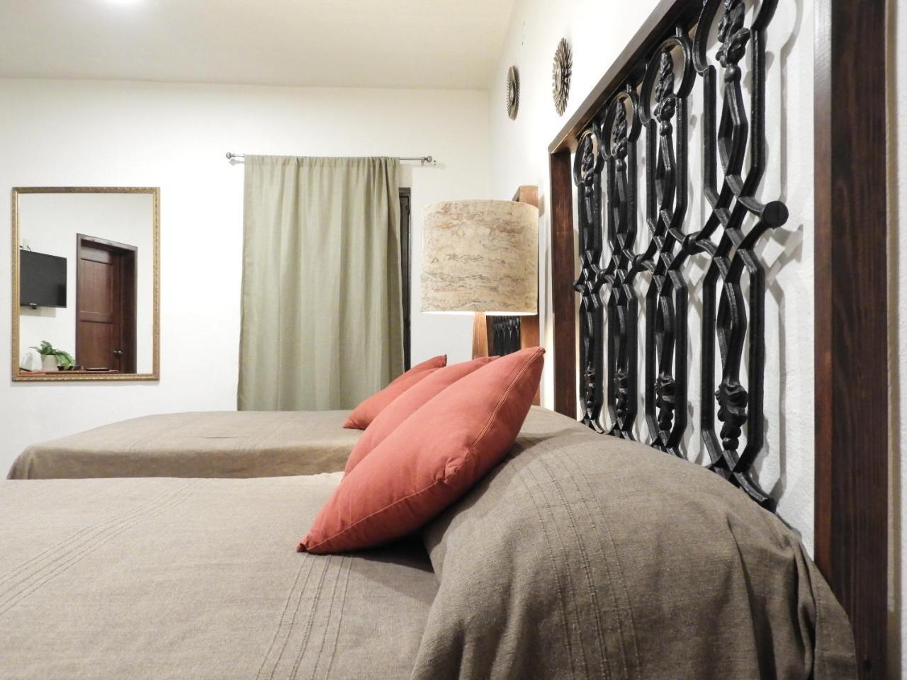 Santa Posada Suites By Lunian غواناخواتو المظهر الخارجي الصورة